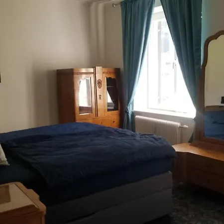 Apartment Big Blue House *